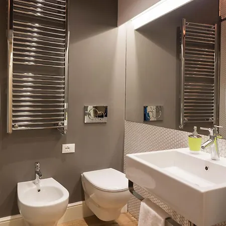 Rose - Santo Spirito District *